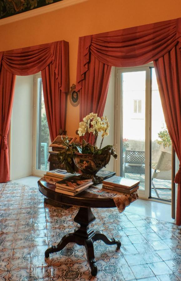 Donna Guia Suite Палермо Экстерьер фото